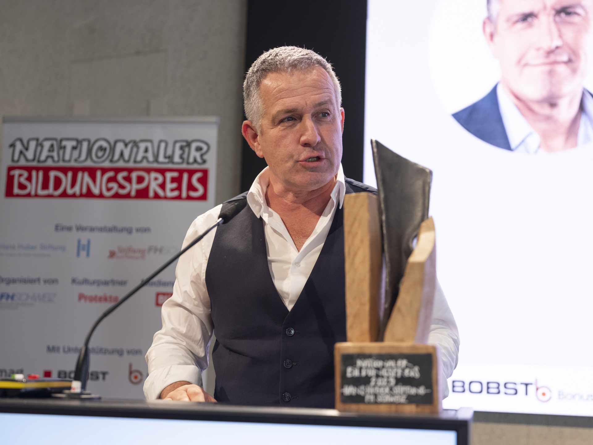 Le Prix national de la Formation remis au groupe Emil Frey