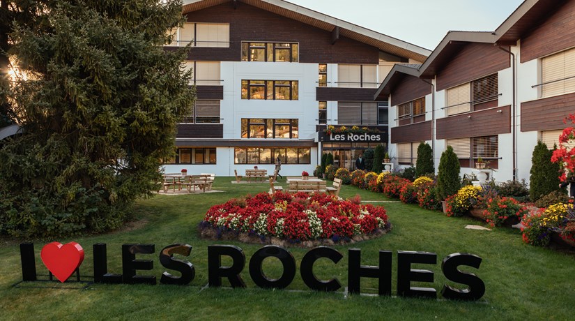 Giovanni Odaglia : « L’accréditation HES est une nouvelle ère pour l’école des Roches et une très belle reconnaissance » Giovanni Odaglia : « L’accréditation HES est une nouvelle ère pour l’école des Roches et une très belle reconnaissance »