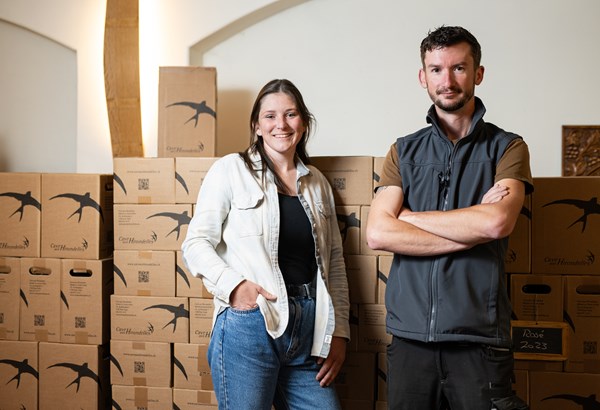 L’ART ET LA CONNAISSANCE DU VIN - Voyage dans les 6 régions de la Suisse (4) L’ART ET LA CONNAISSANCE DU VIN - Voyage dans les 6 régions de la Suisse (4)