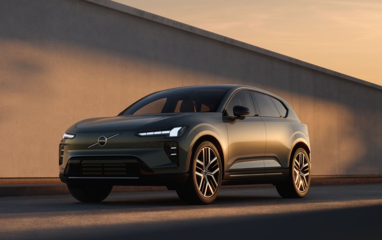 Freedom to move. Electric. La Volvo EX60 établit une nouvelle référence