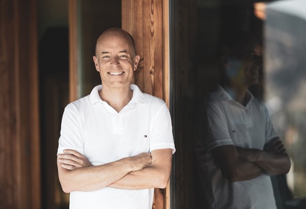 De l’EHL à l’entrepreneuriat, Hervé Badan fait du cadeau d’affaires un geste qui a du sens De l’EHL à l’entrepreneuriat, Hervé Badan fait du cadeau d’affaires un geste qui a du sens